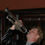 Reinhard met trompet